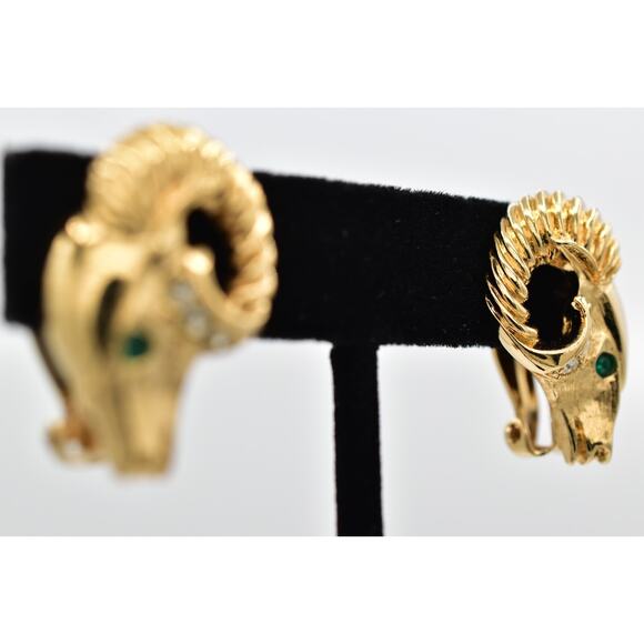KJL Avon Ram Clip On Earrings Green Rhinestone Crystal Gold Tone Signed 1980s 9I - Picture 5 of 12